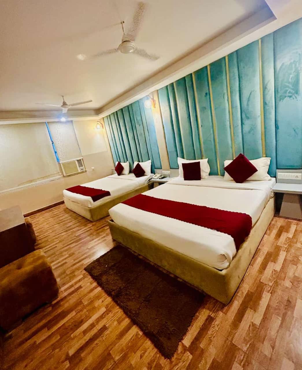 Hotel Airport City Нью-Дели Экстерьер фото